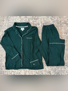 Women's Plume Dark Green Pajama Set with Contrast Piping